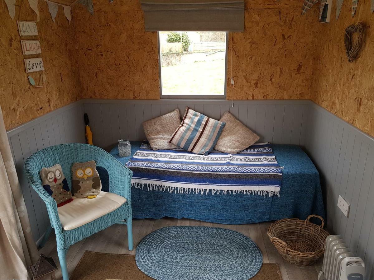 Acorn Camping And Caravan Park Ллантуит Мейджор Экстерьер фото